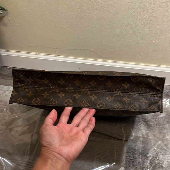 SOLD-SOLD —LV Sac Plat large - Picture 6 of 9